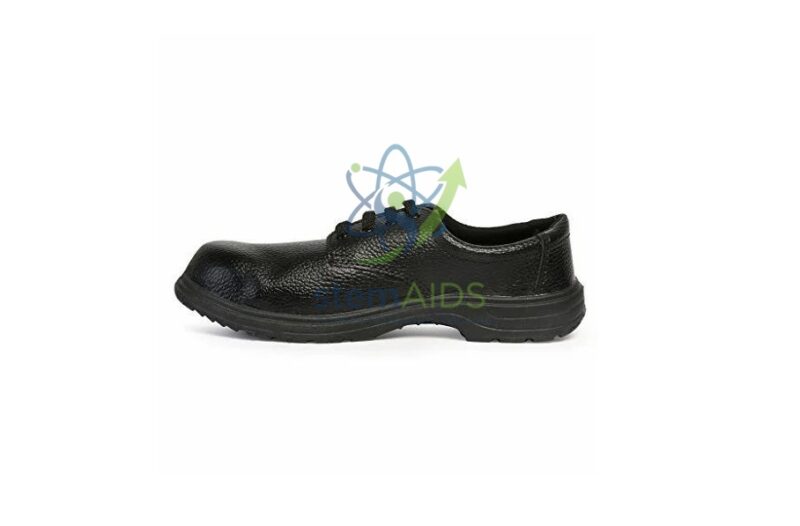 Safety Shoes with Direct Injection Polyurethane Sole 1 Safety Shoes with Direct Injection Polyurethane Sole - General Lab Products | STEMAids
